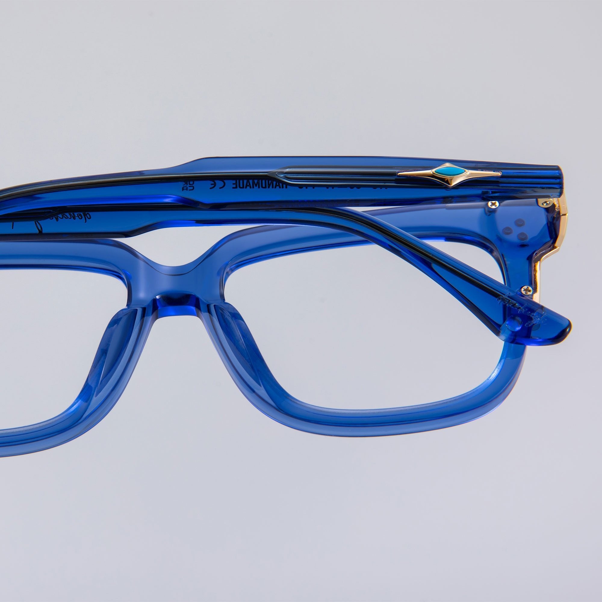 Donahugh-eyeglasses-blue